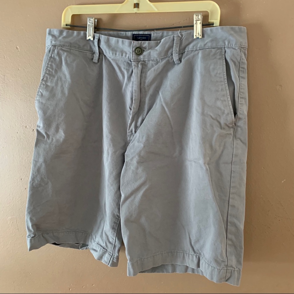 Men’s Large Gray Khaki Shorts